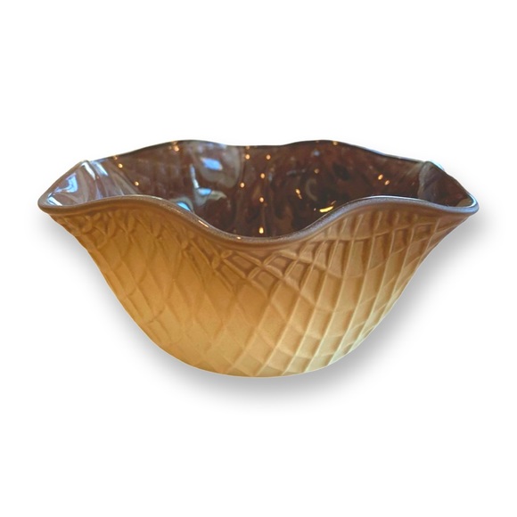 Bomioli Rocco Other - Vintage set of 6 Bomioli Rocco molded glass waffle cone ice cream bowls